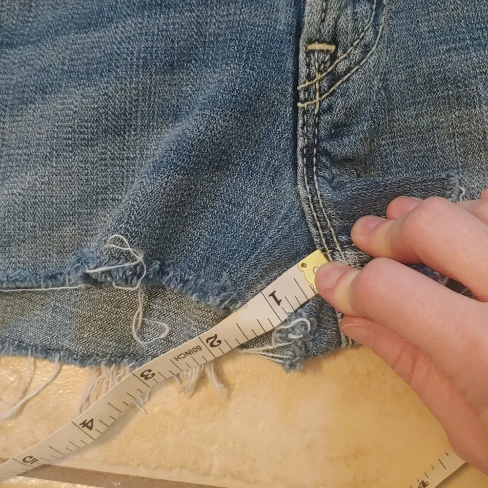 Vintage Y2K Levi Shorts 518 Superlow Cutoff Denim Women's Size 1